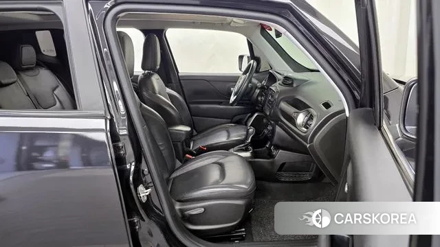 Jeep Renegade 2020 Черный из Кореи, фото 2