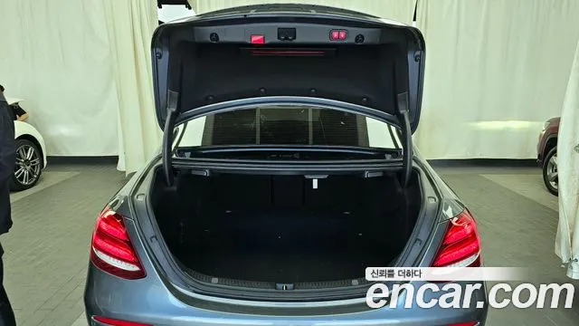 Mercedes-Benz E-Class W213 id 2694050 из Кореи 2
