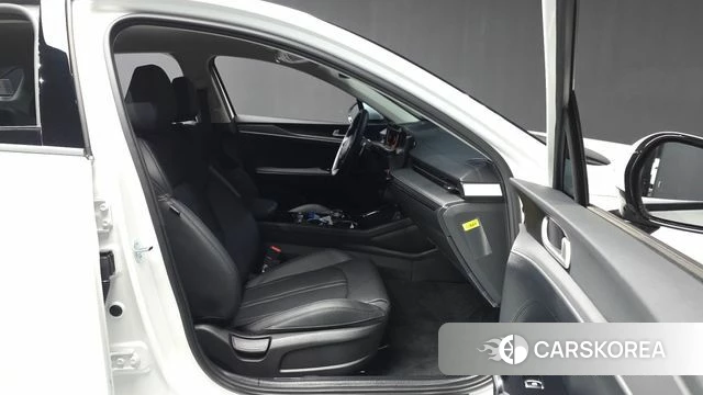 Kia The New K5 3rd generation 2025 Белый из Кореи, фото 2