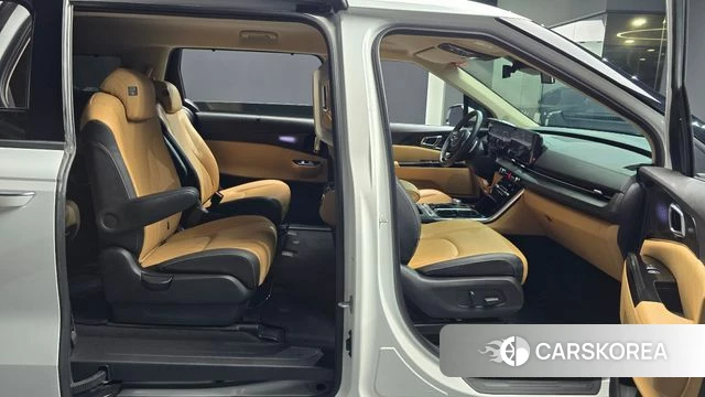 Kia Carnival 4th generation 2023 Белый из Кореи, фото 2