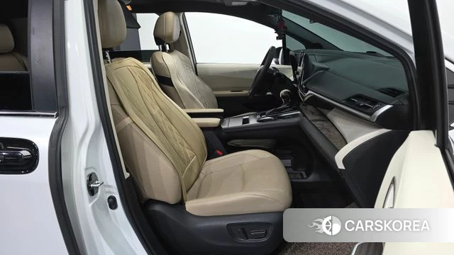 Toyota Sienna 4th Generation 2022 Белый из Кореи, фото 2