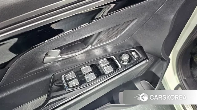 Ssangyong Beautiful Korando 2022 Белый из Кореи, фото 2