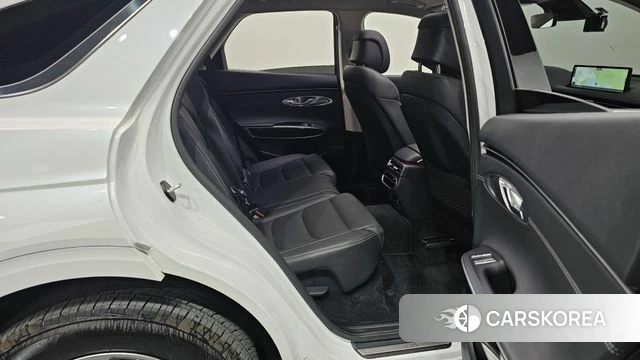 Genesis GV70 2024 Белый из Кореи, фото 2