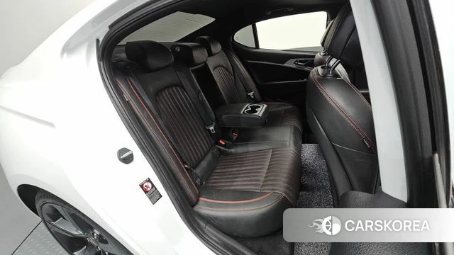 Genesis G70 2019 Белый из Кореи, фото 2