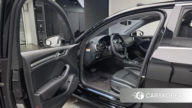 Audi New A3 2018 Черный из Кореи, фото 2