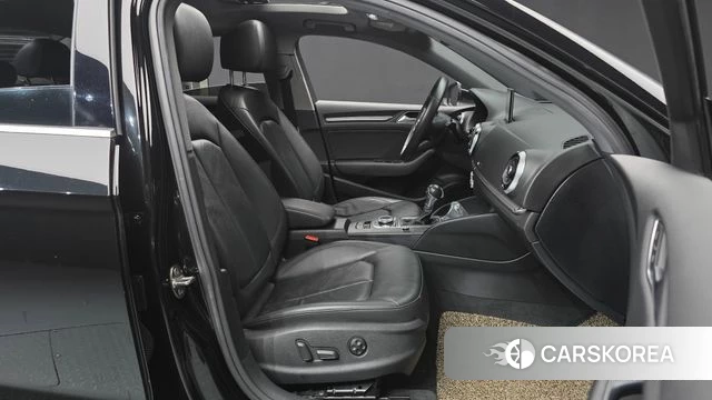 Audi New A3 2018 Черный из Кореи, фото 2