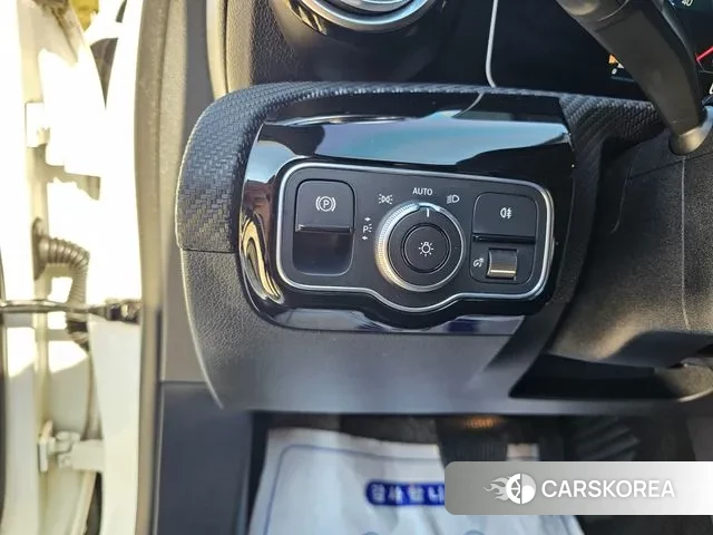 Mercedes-Benz A-Class W177 2020 Белый из Кореи, фото 2