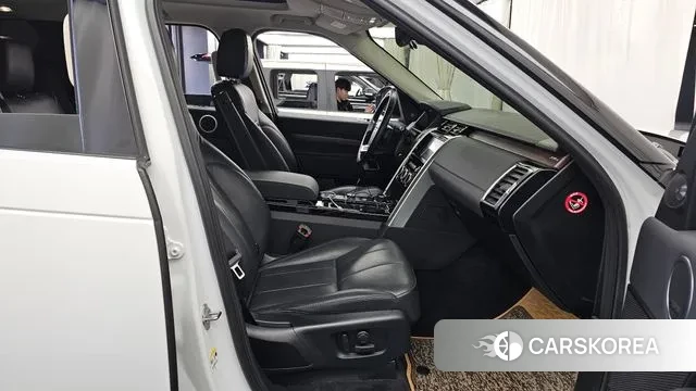 Land Rover Discovery 5 2019 Белый из Кореи, фото 2