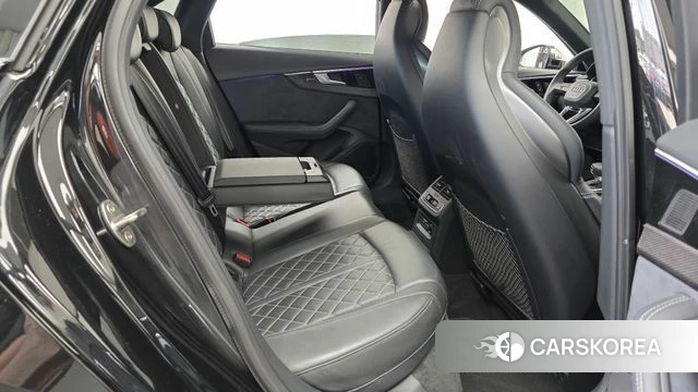 Audi S4 (B9) 2022 Черный из Кореи, фото 2