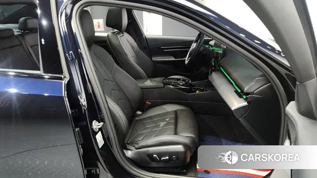 BMW 5 Series (G60) 2023 Синий из Кореи, фото 2