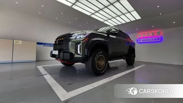 Ssangyong The New Rexton Sport 2022 Темно-зеленый из Кореи, фото 2