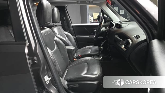 Jeep Renegade 2021 Серый из Кореи, фото 2