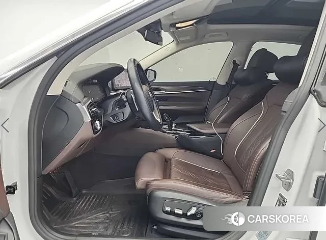 BMW 6 Series GT (G32) 2022 Белый из Кореи, фото 2