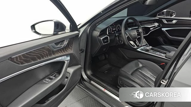 Audi A6 (C8) id 3899260 из Кореи 2