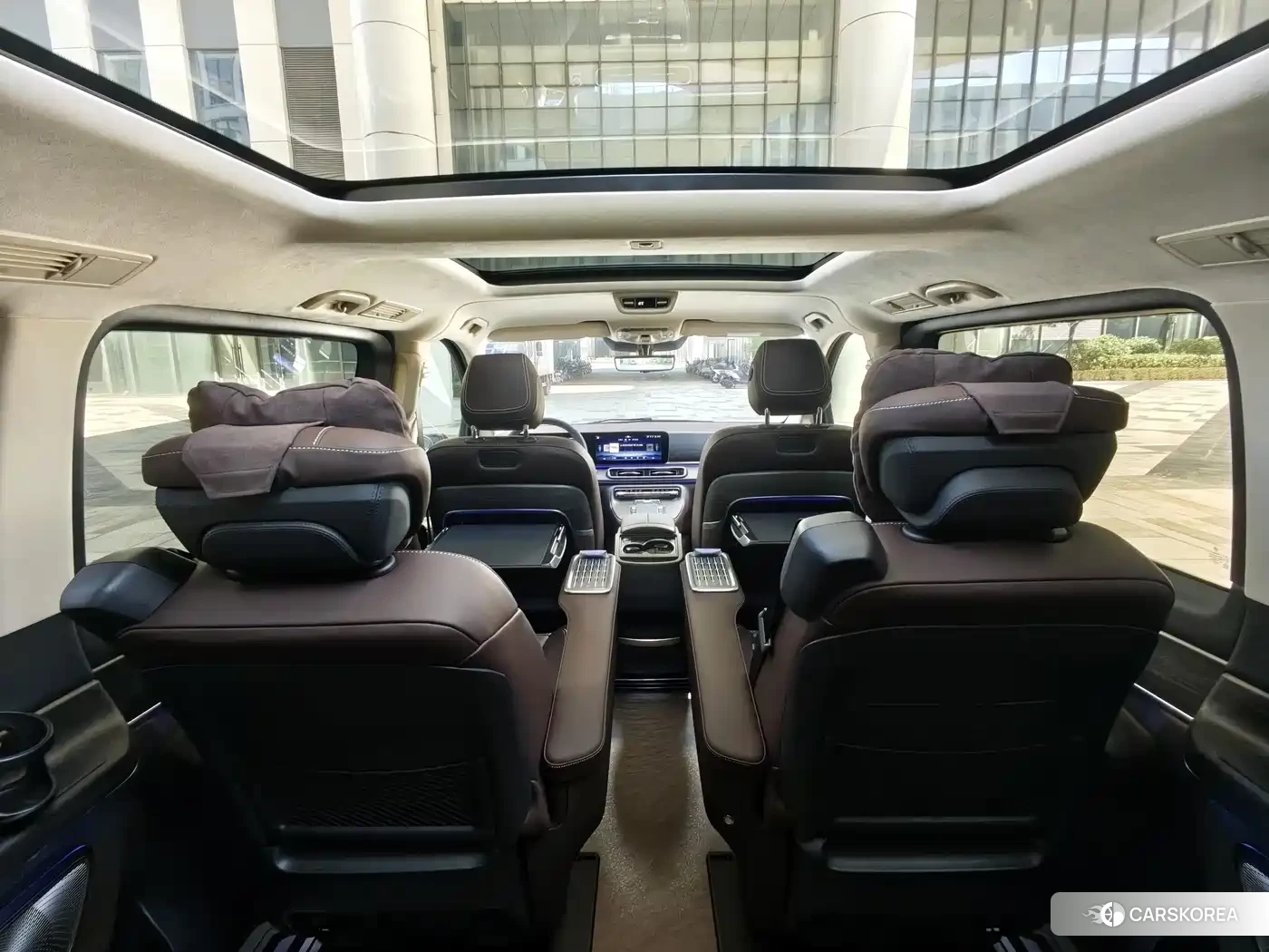 Mercedes-Benz V-Class 2026 Черный из Китая, фото 2
