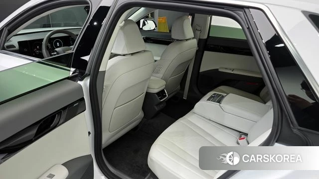 Hyundai Grandeur Hybrid (GN7) 2024 Белый из Кореи, фото 2