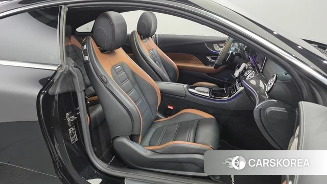 Mercedes-Benz E-Class W213 2021 Черный из Кореи, фото 2