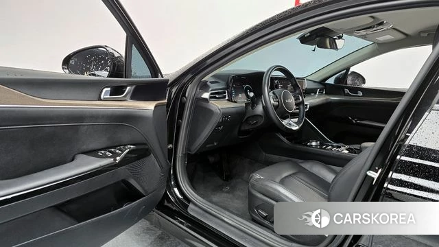 Kia K5 Hybrid 3rd Generation 2022 Черный из Кореи, фото 2