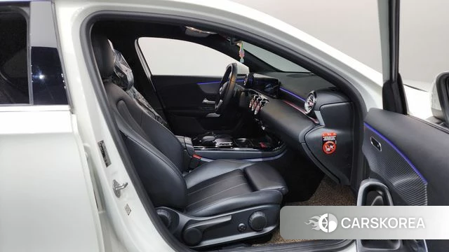 Mercedes-Benz A-Class W177 2021 Белый из Кореи, фото 2