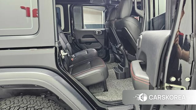Jeep Wrangler (JL) 2024 Черный из Кореи, фото 2