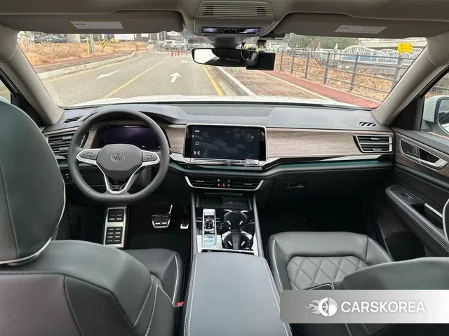 Volkswagen Atlas 2025 Белый из Кореи, фото 2