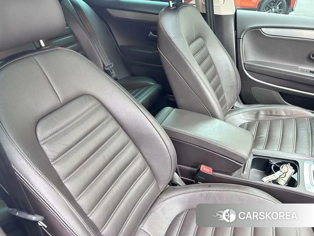 Volkswagen CC 2018 Серебристо-серый из Китая, фото 2