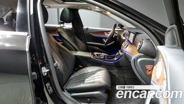 Mercedes-Benz E-Class W213 2018 Черный из Кореи, фото 2