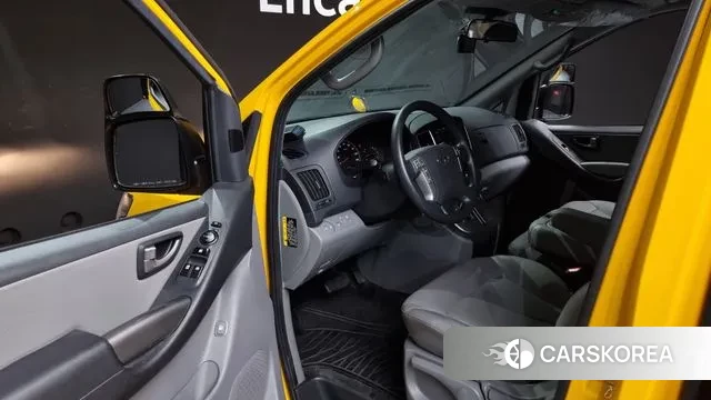 Hyundai The New Grand Starex 2021 Желтый из Кореи, фото 2