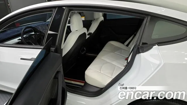 Tesla Model 3 2021 Белый из Кореи, фото 2