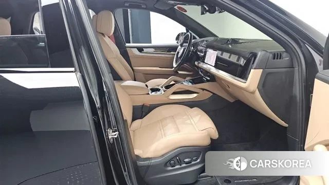 Porsche Cayenne (PO536) 2024 Черный из Кореи, фото 2