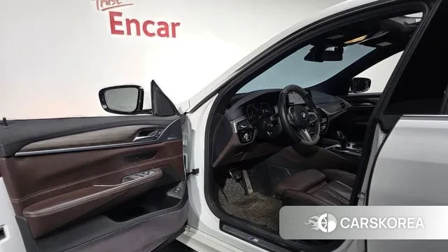 BMW 6 Series GT (G32) 2019 Белый из Кореи, фото 2