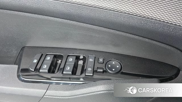 Kia Sportage 5th Generation 2022 Белый из Кореи, фото 2