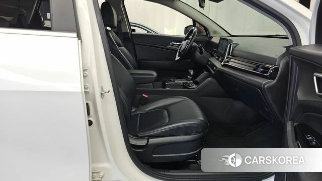 Kia Sportage 5th Generation 2021 Белый из Кореи, фото 2
