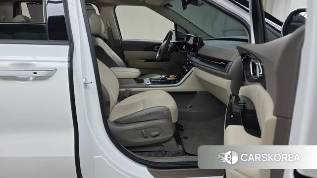 Kia Carnival 4th generation 2020 Белый из Кореи, фото 2