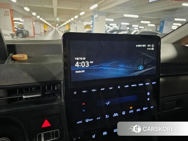 Hyundai Staria 2023 Черный из Кореи, фото 2