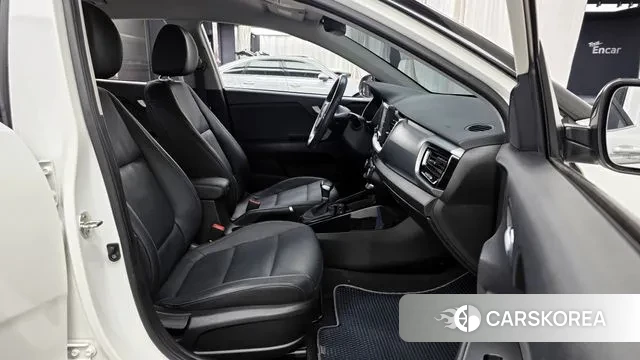 Kia Stonic 2019 Белый из Кореи, фото 2