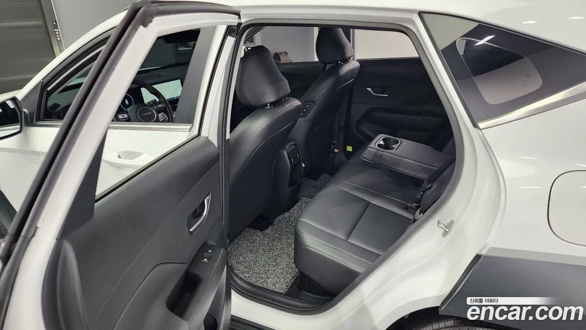 Hyundai Kona Hybrid (SX2) 2024 Белый из Кореи, фото 2