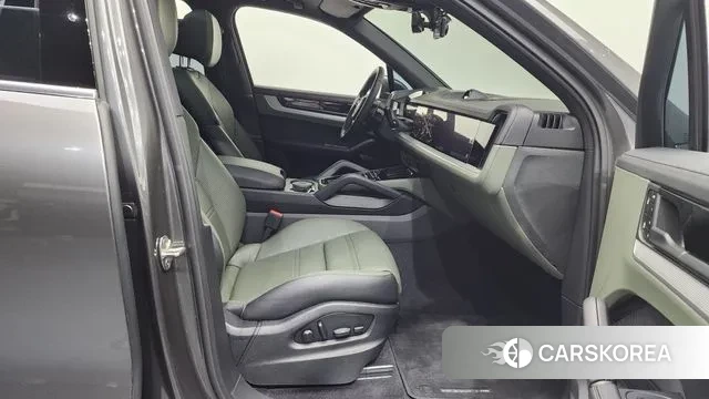 Porsche Cayenne (PO536) 2024 Серый из Кореи, фото 2