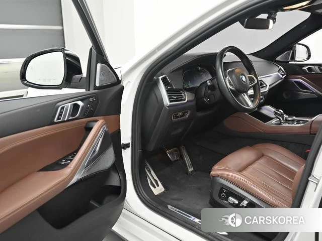 BMW X6 (G06) 2021 Белый из Кореи, фото 2