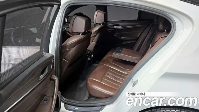 BMW 5 Series (G30) 2018 Белый из Кореи, фото 2