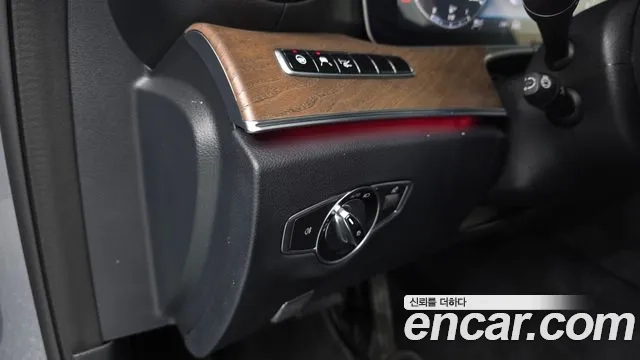 Mercedes-Benz E-Class W213 2020 Серый из Кореи, фото 2