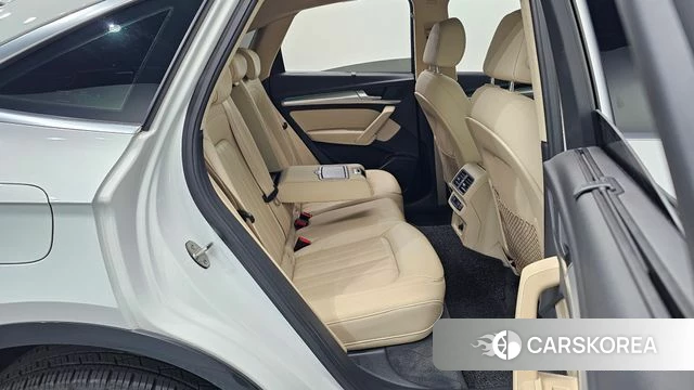 Audi Q5 (FY) 2021 Белый из Кореи, фото 2