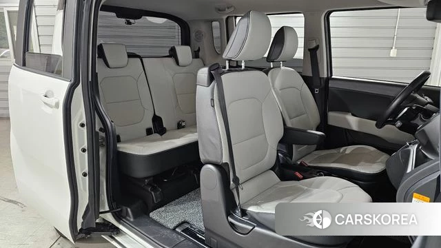 Kia The New Kia Ray EV 2023 Белый из Кореи, фото 2