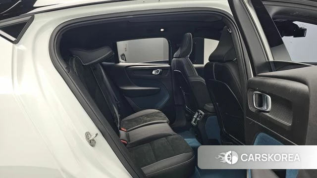 Volvo C40 Richards 2022 Белый из Кореи, фото 2