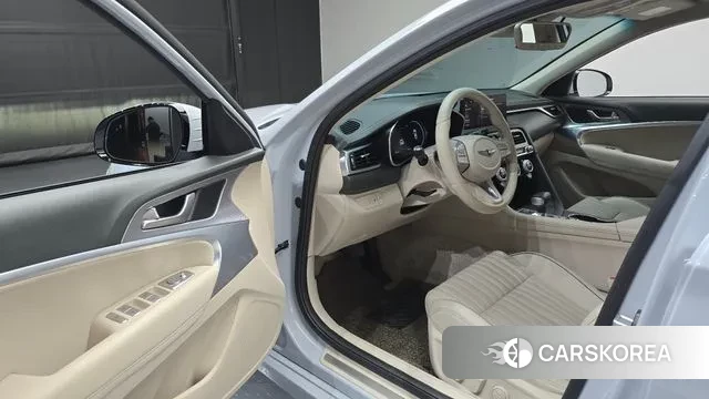 Genesis The New G70 2022 Светло-серебряный цвет из Кореи, фото 2