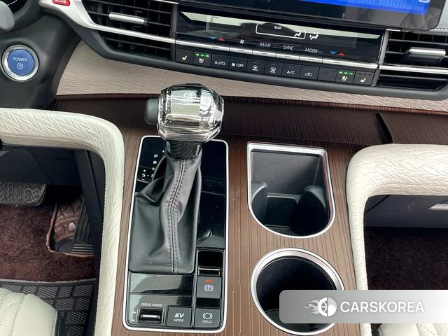 Toyota Saina 2022 Белый из Китая, фото 2