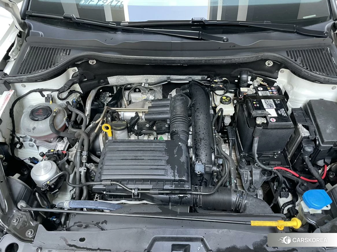 Skoda Krok 2023 Белый из Китая, фото 2