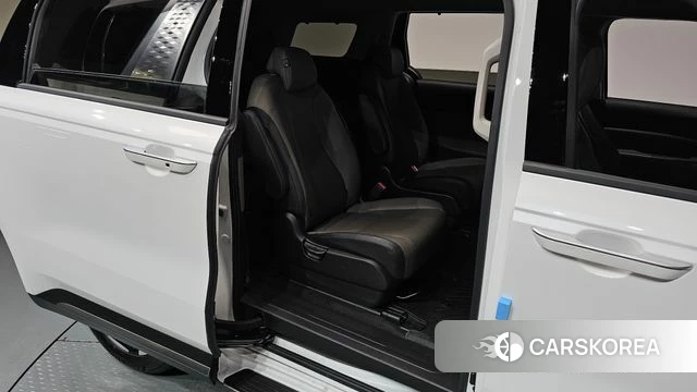 Kia The New Carnival 4th Generation 2024 Белый из Кореи, фото 2