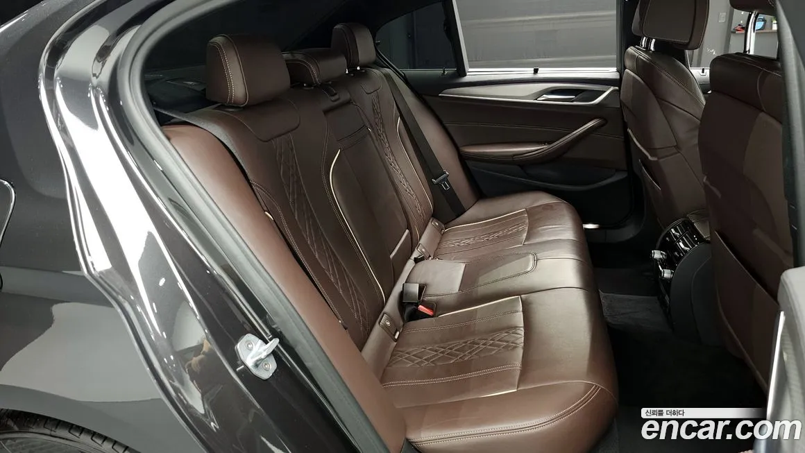 BMW 5 Series (G30) id 1590297 из Кореи 2