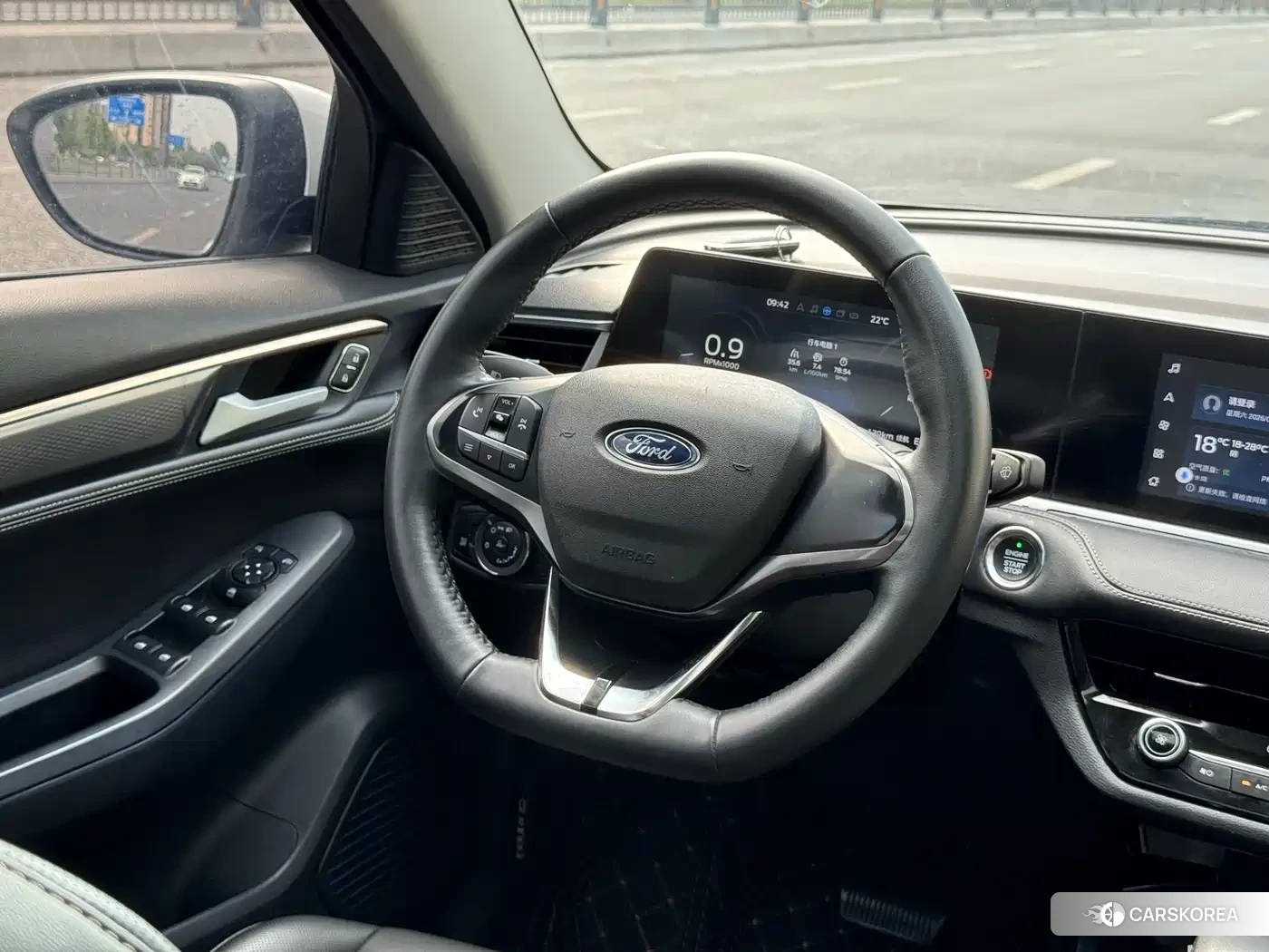 Ford Escort 2022 Белый из Китая, фото 2